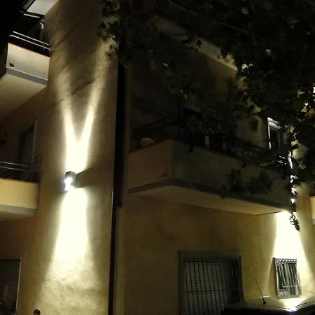 Sabrina Hotel 3*