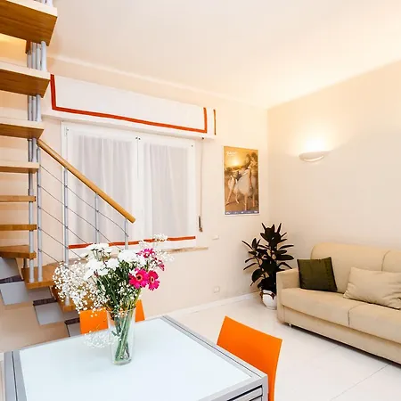 Sabrina Hotel 3*