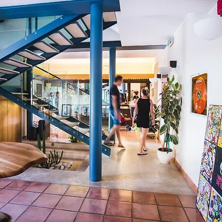 Sabrina Hotel